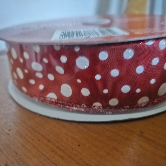 Red Wire Edged Ribbon - Picture 3 of 5